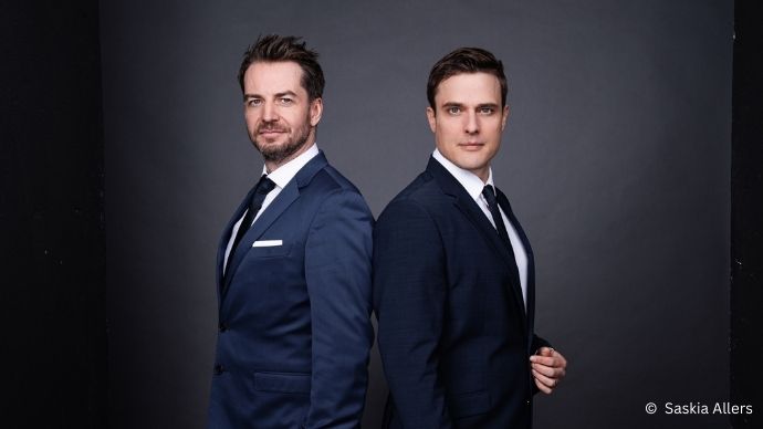 Alexander Stevens & Constantin Schreiber